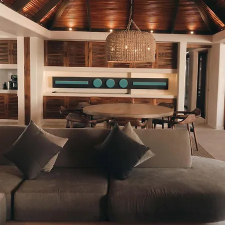 Bella - Large Holistika Holiday home