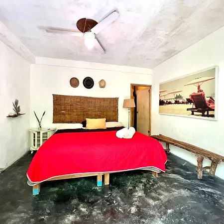 Awa Eco Retreat Tulum Capsule hotel
