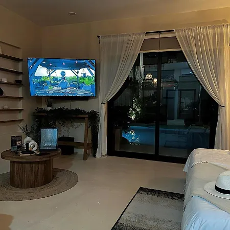 Cocay #102 Jungle Loft Private Pool Access Apartment *