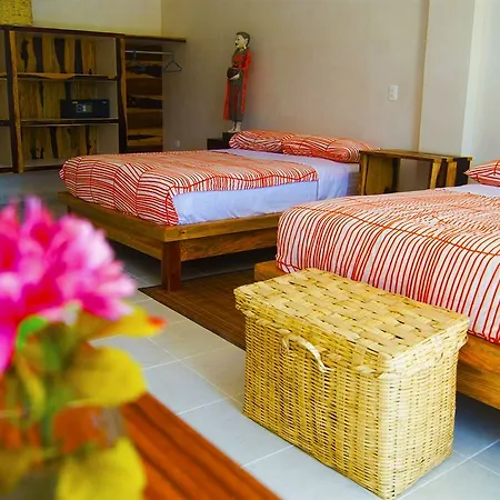 Hotel Townhouse By Amansala