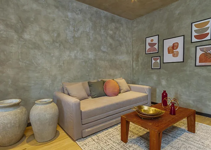 Sunny, Spacious & Amazing Amenities