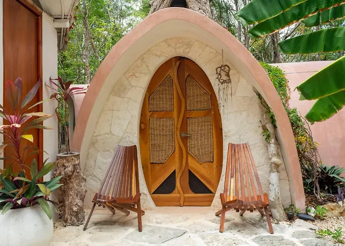 Unique Jungle Dome Ik