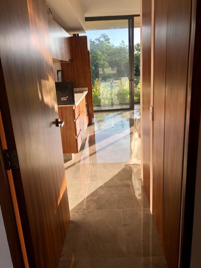 Mistiq Largest Ph With Gym, Club Shuttle & Fast Wifi Apartment