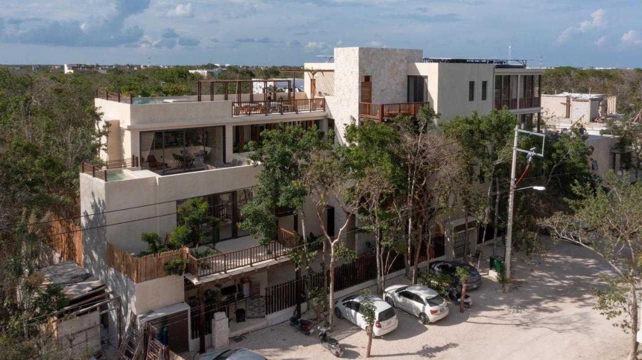 Unho Hotel 4*