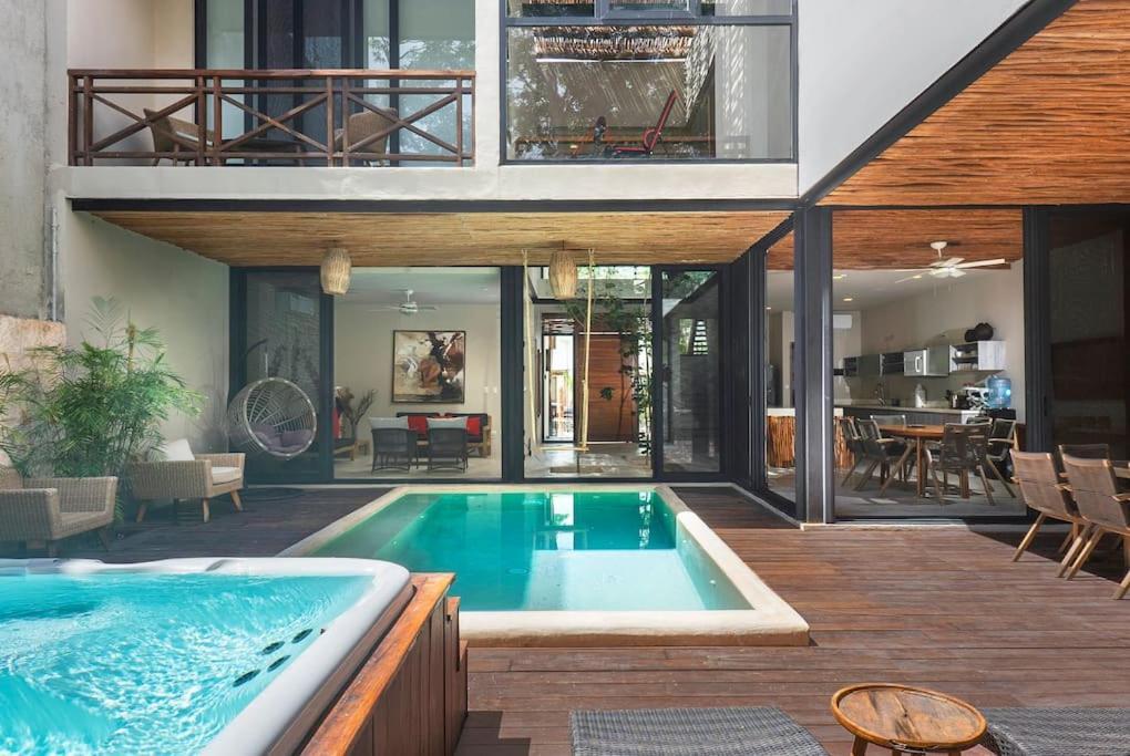 Premium 4br Villa, Private Pool, Jacuzzi, Gated Villa *