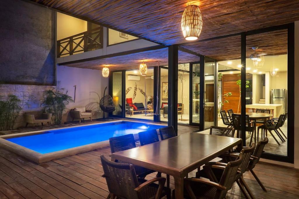 Villa Premium 4br Villa, Private Pool, Jacuzzi, Gated