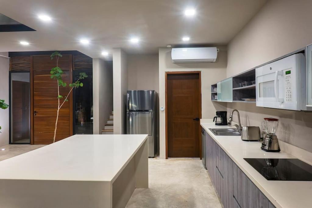Premium 4br Villa, Private Pool, Jacuzzi, Gated