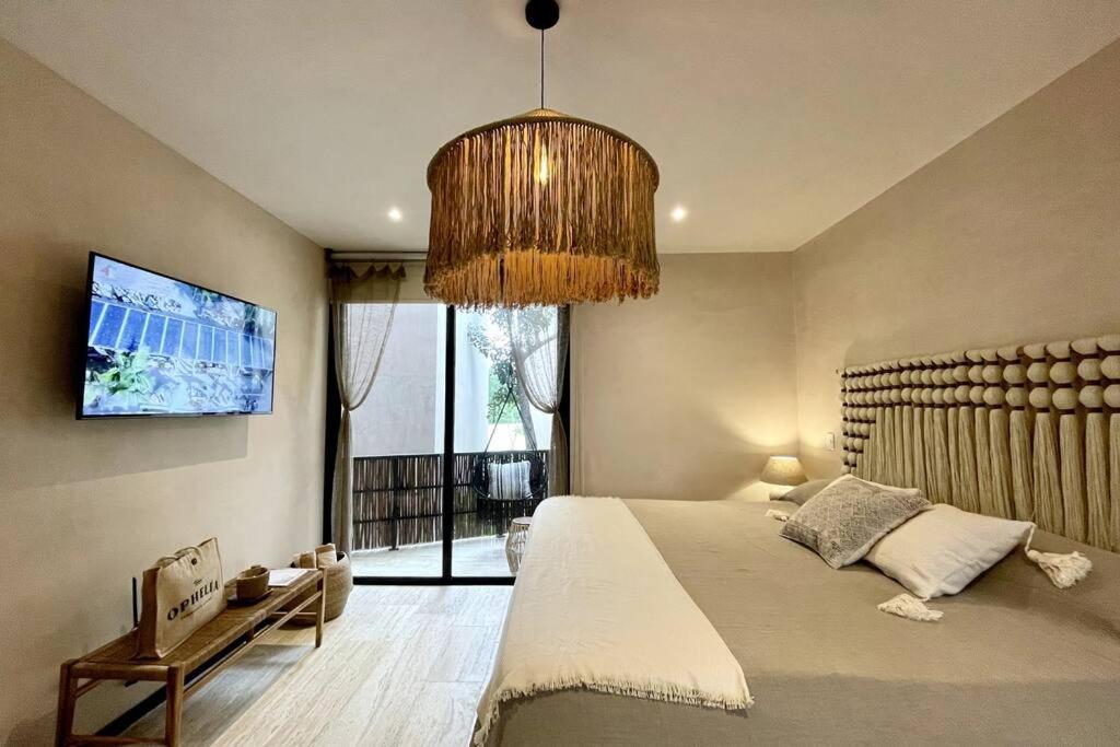 Exclusive In A Gated Community By Casa Paraiso Apartment *