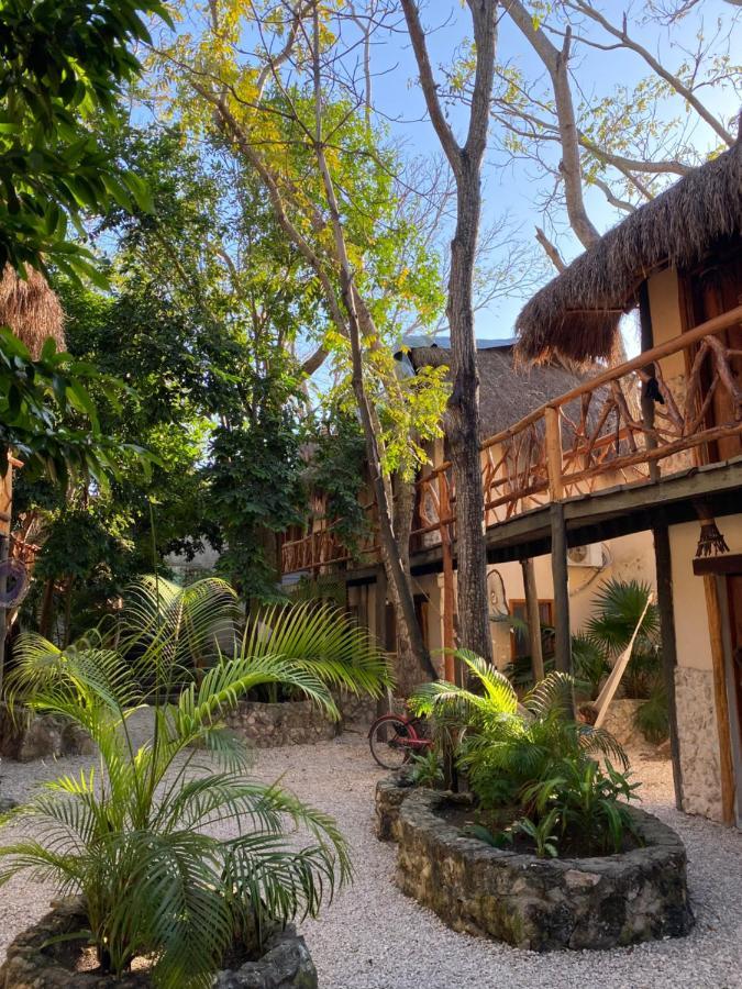 Indajani Hotel&hostel With Pool Hotel Tulum