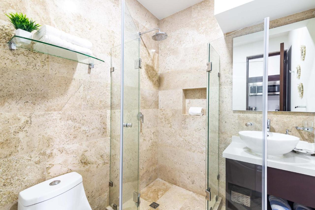 At Menesse Apartment