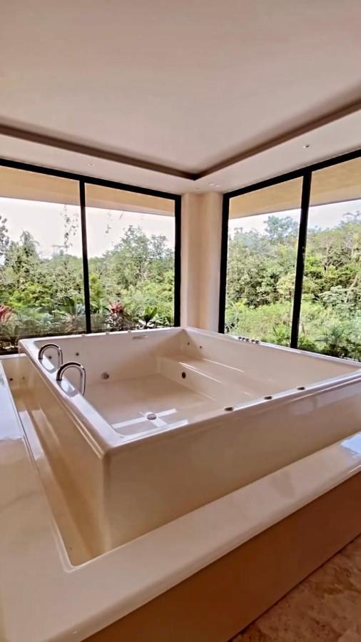 Mistiq Largest Ph With Gym, Club Shuttle & Fast Wifi Apartment Tulum