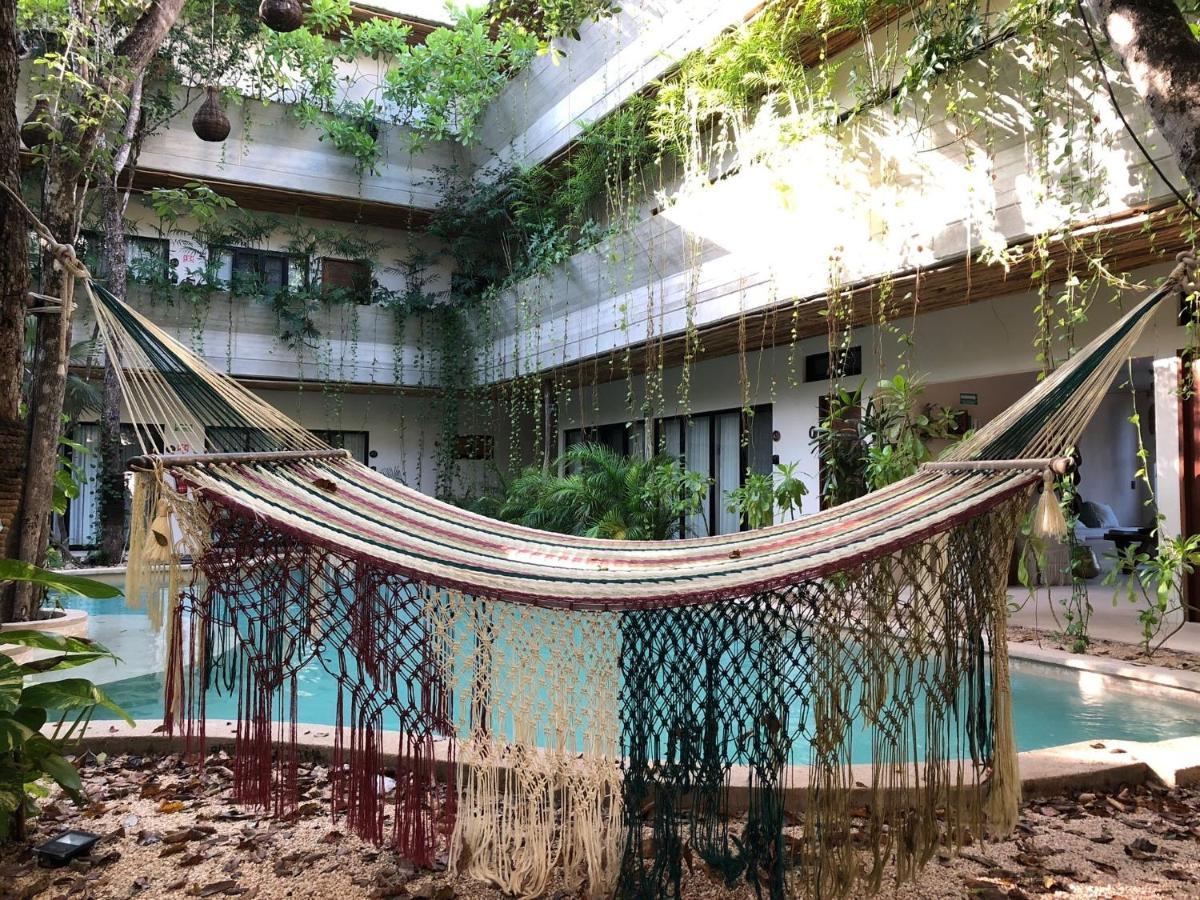 Apartment Find The Way, Find Yourself! B7