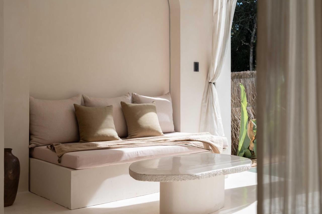 Anat Tantric Boutique 5*