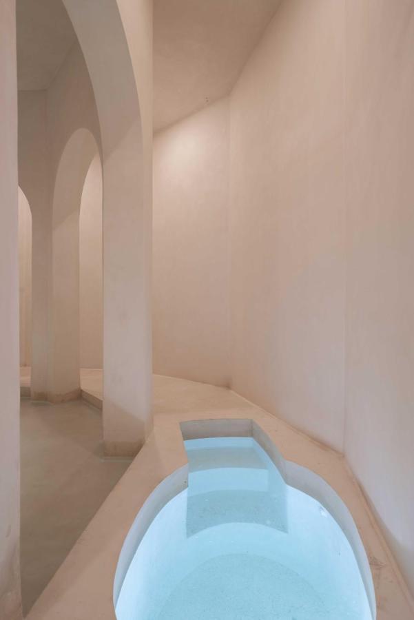 Anat Tantric Boutique 5*