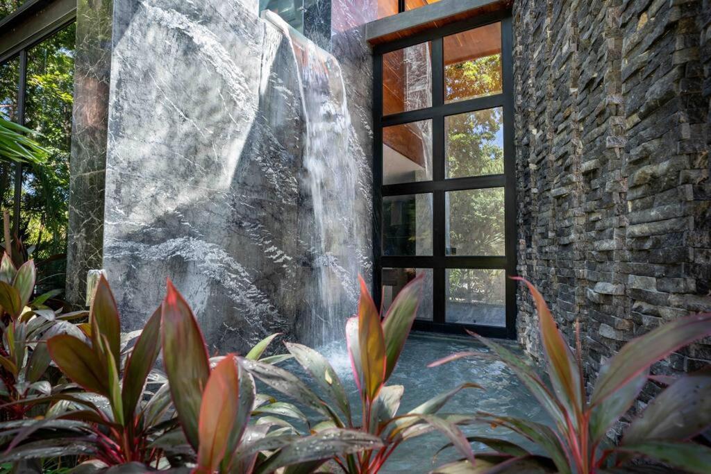 Luxury 3br/5bth Rooftoppool/elevator