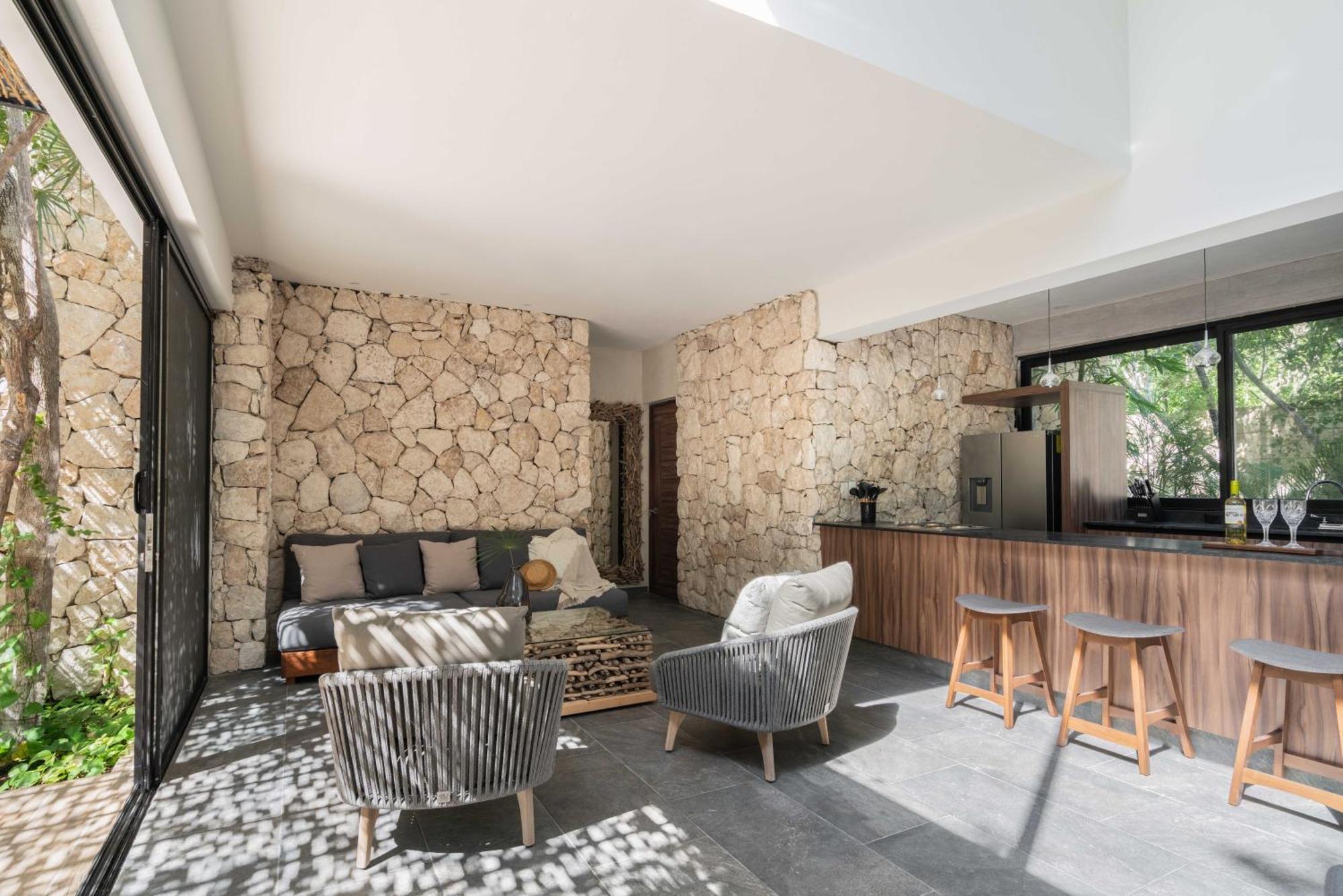 Villa Twelve O'clock - Luxury