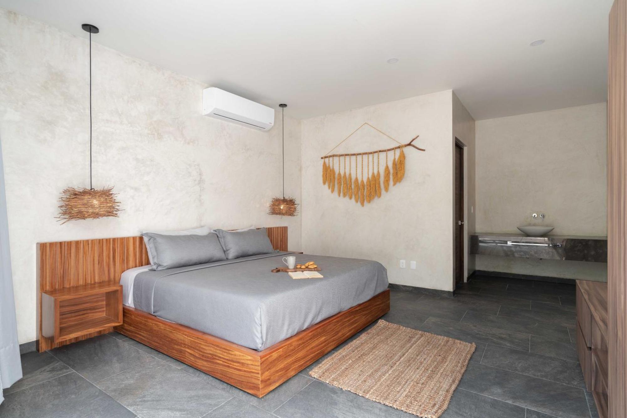 Twelve O'clock - Luxury Villa *