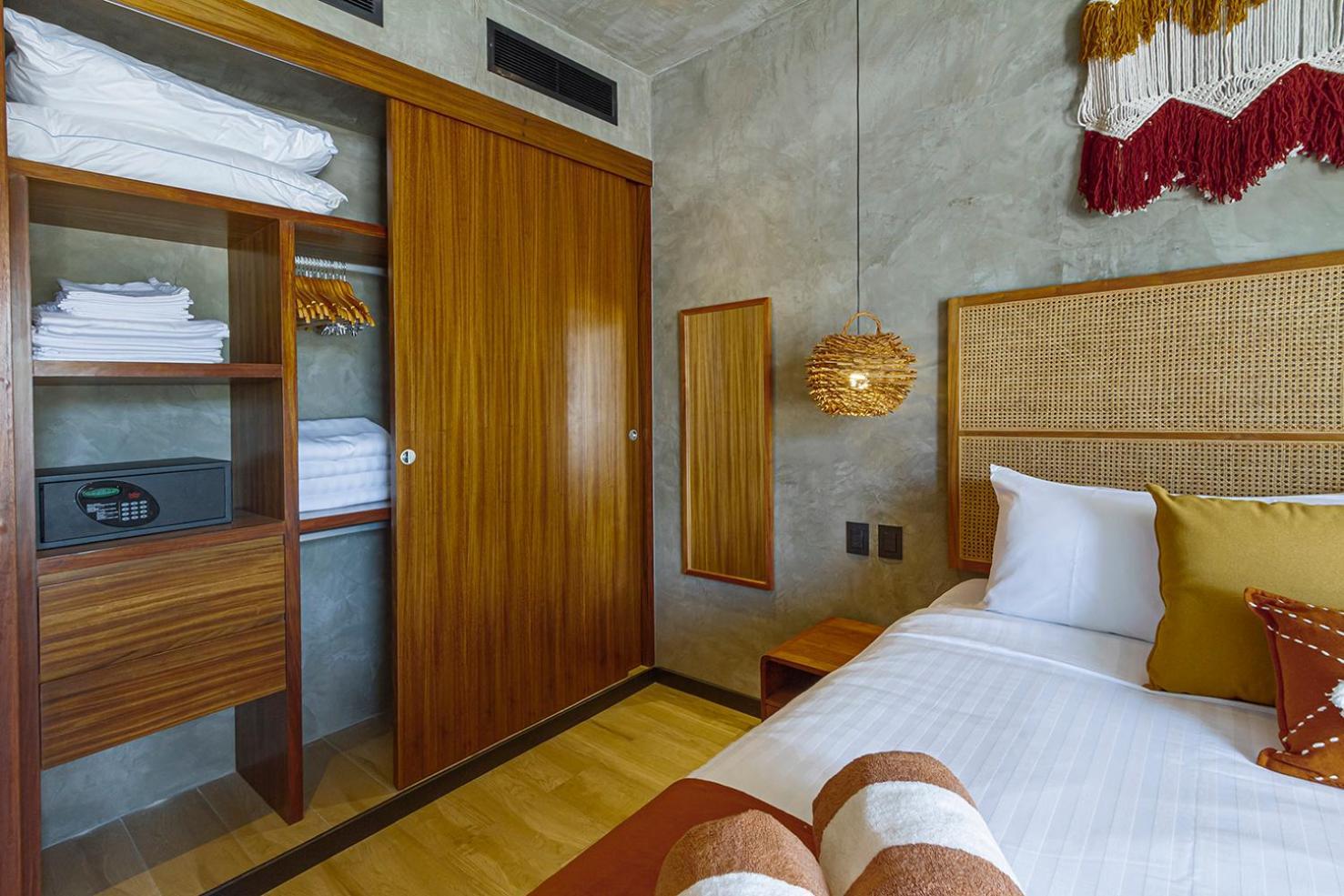 Sunny, Spacious & Amazing Amenities Apartment Tulum