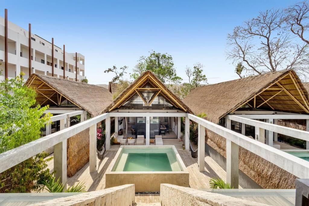 Lux Toh Villa, Rooftop Pool, Wifi, Transport Apartment *