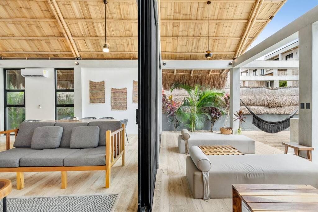 Lux Toh Villa, Rooftop Pool, Wifi, Transport