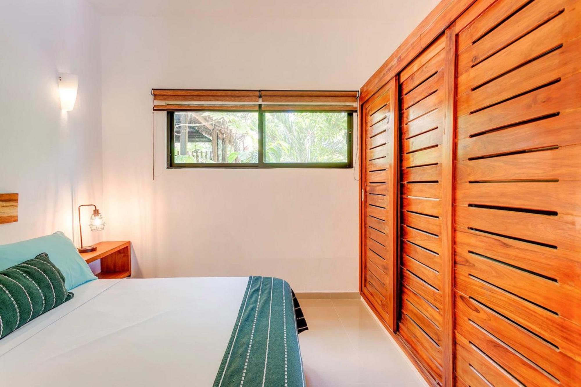 Apartment In The Heart Of - Location In Town *