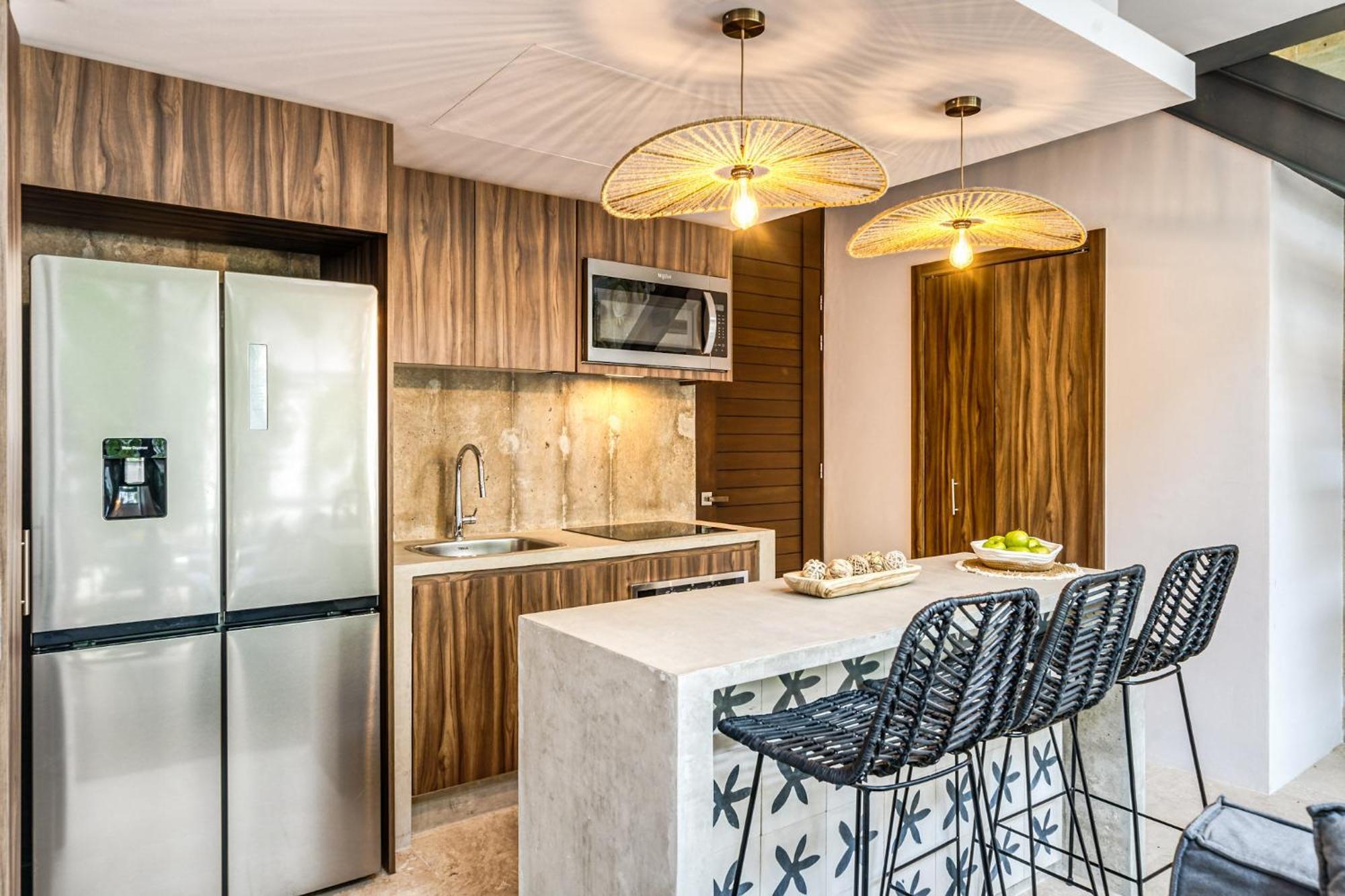 Apartment Hidden Swim Up Loft W Cenote Rooftop Pool Gym *