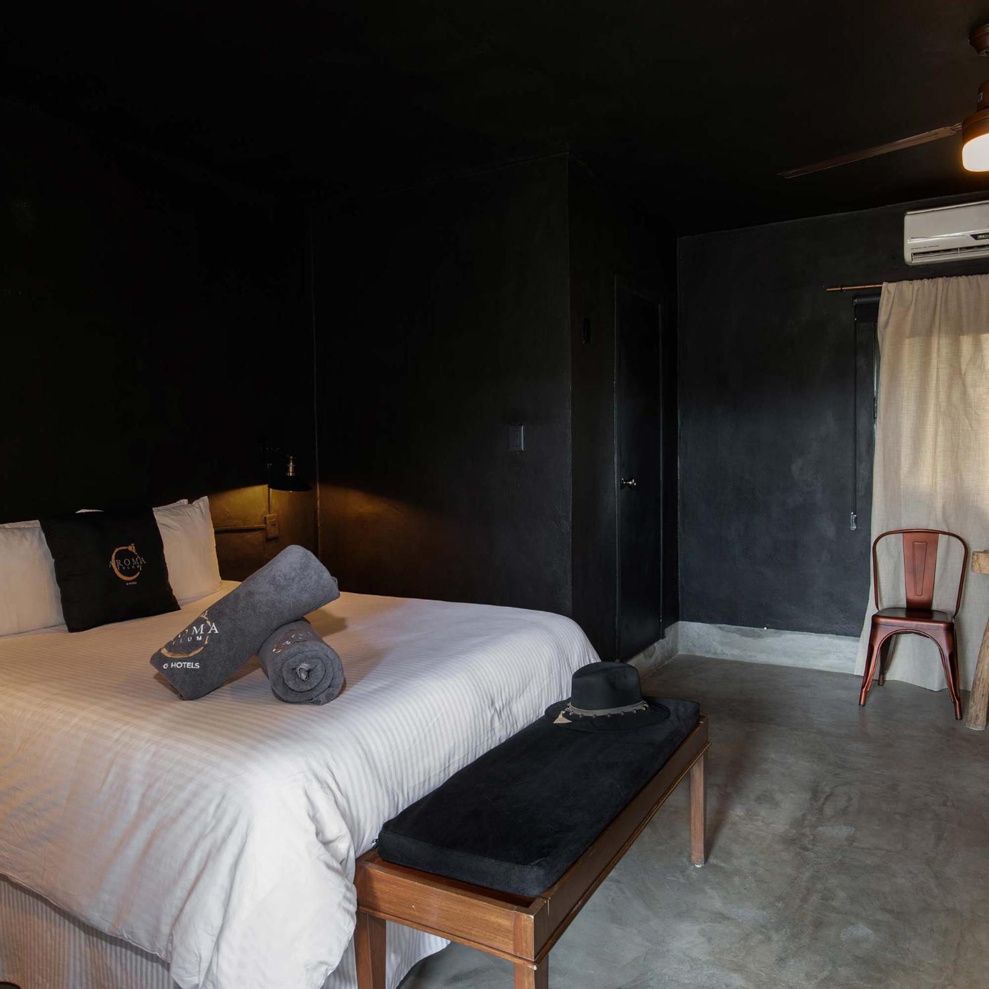 Aroma & Club Hotel 3*