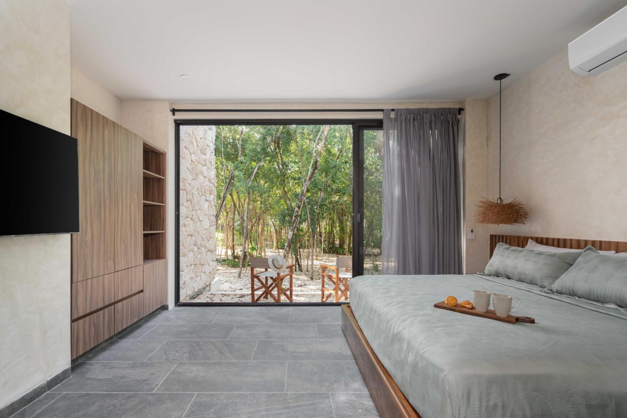Villa Twelve O'clock - Luxury