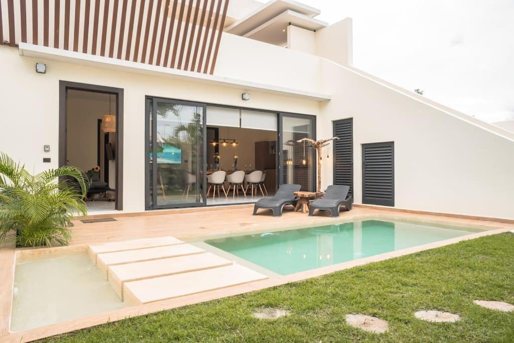 4bed Luxury With 2 Private Pools Villa *