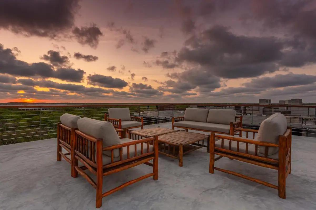 Aparthotel Modern 1br In With Exclusive Deals