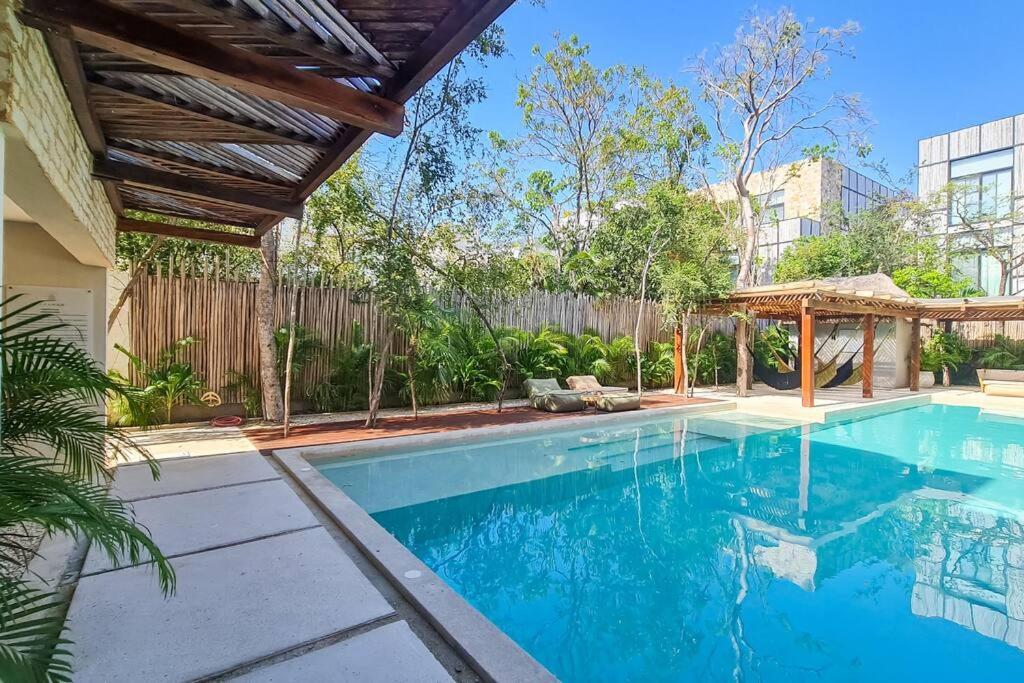 Bahari 2br Ph In Aldea Zama Apartment *