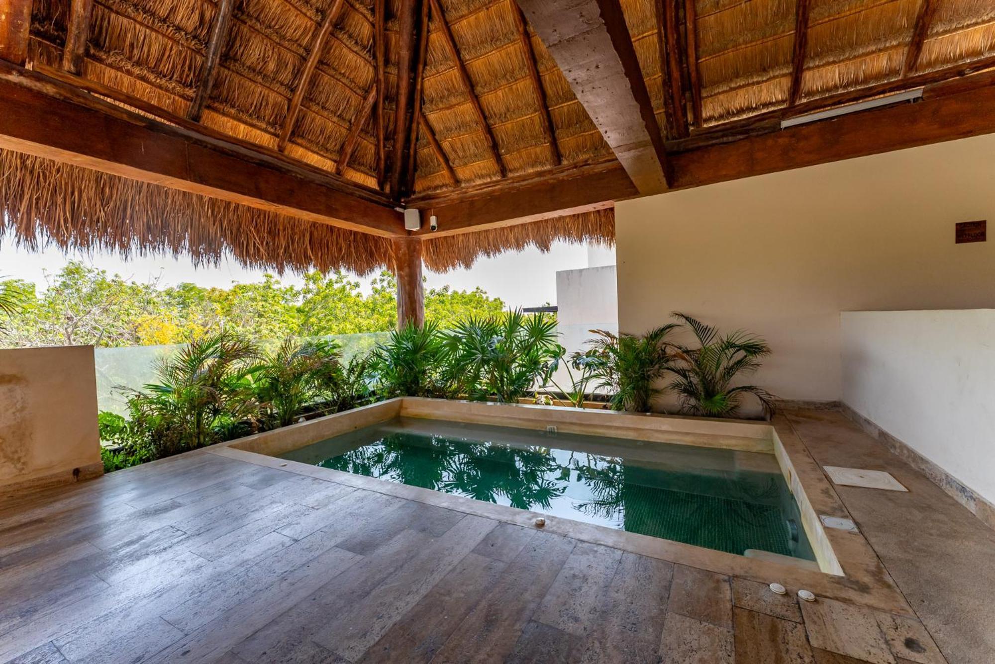 Apartment Luxury Gym Jacuzzi Wifi Starlink