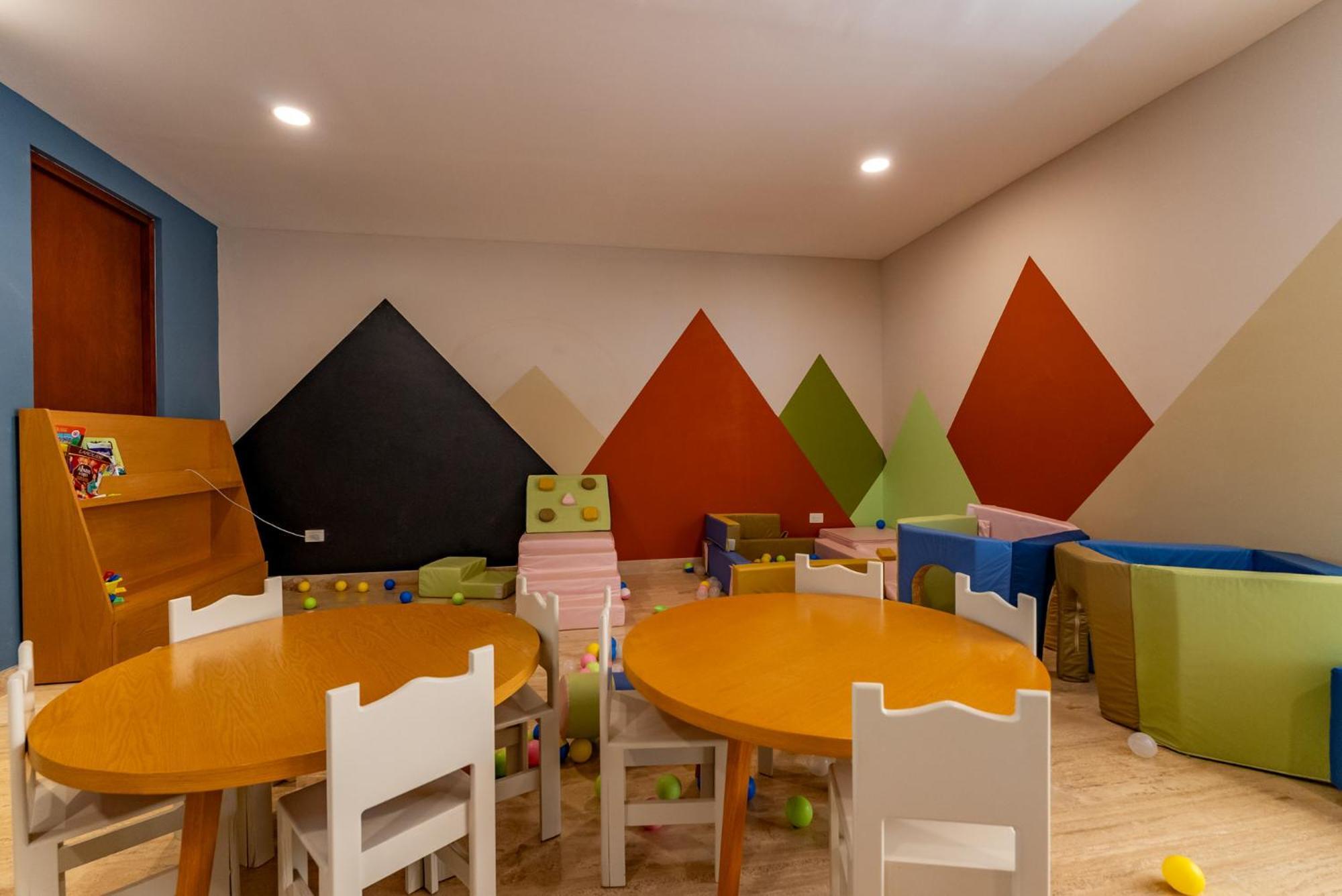 Apartment Luxury Gym Jacuzzi Wifi Starlink *