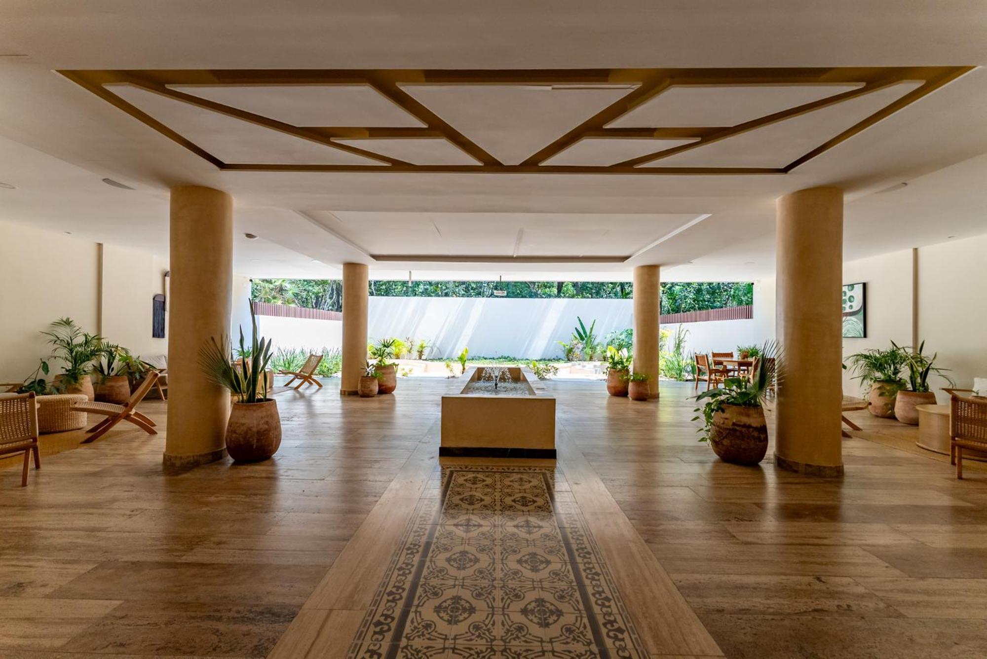 Luxury Gym Jacuzzi Wifi Starlink Apartment *