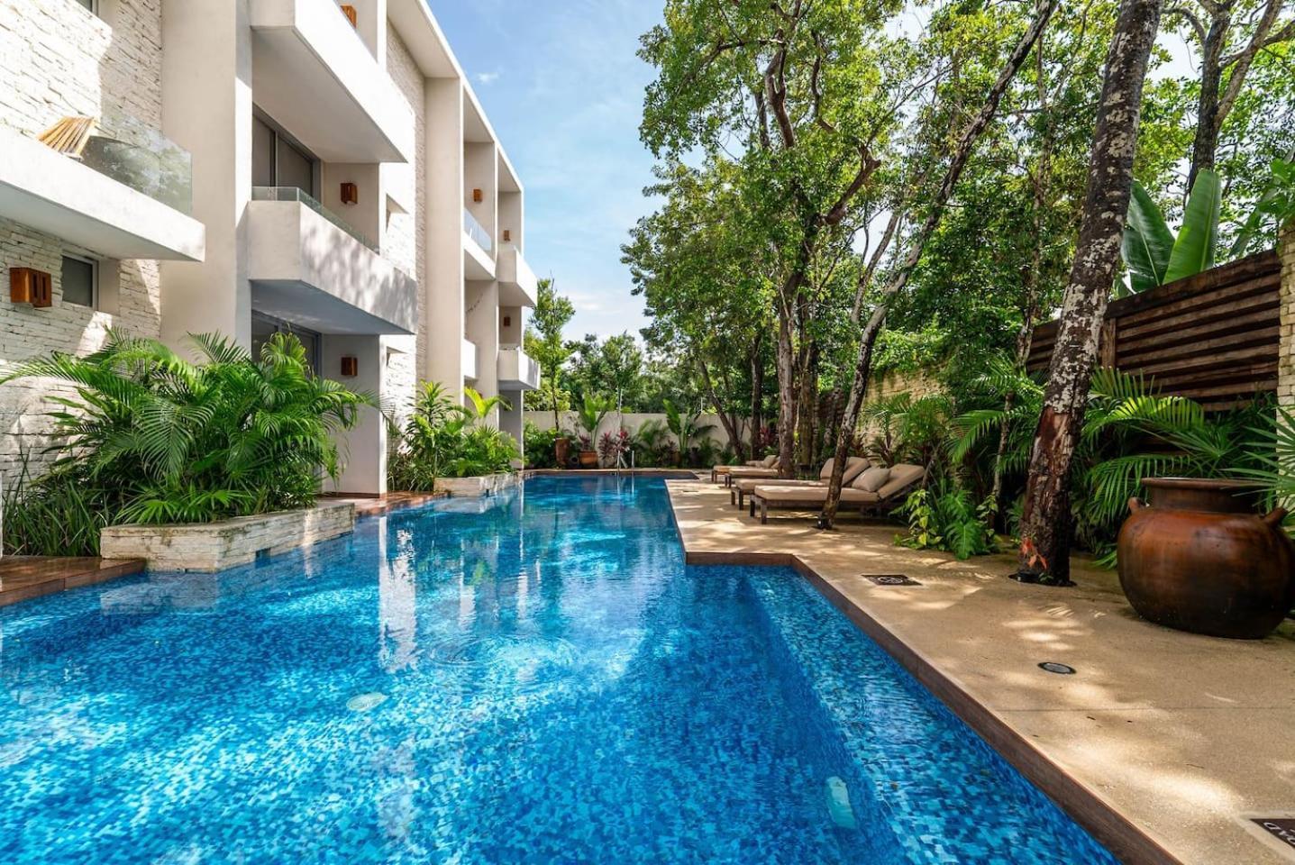 Lux 2br With Jungle Views, Pool, Gym At Nhoa