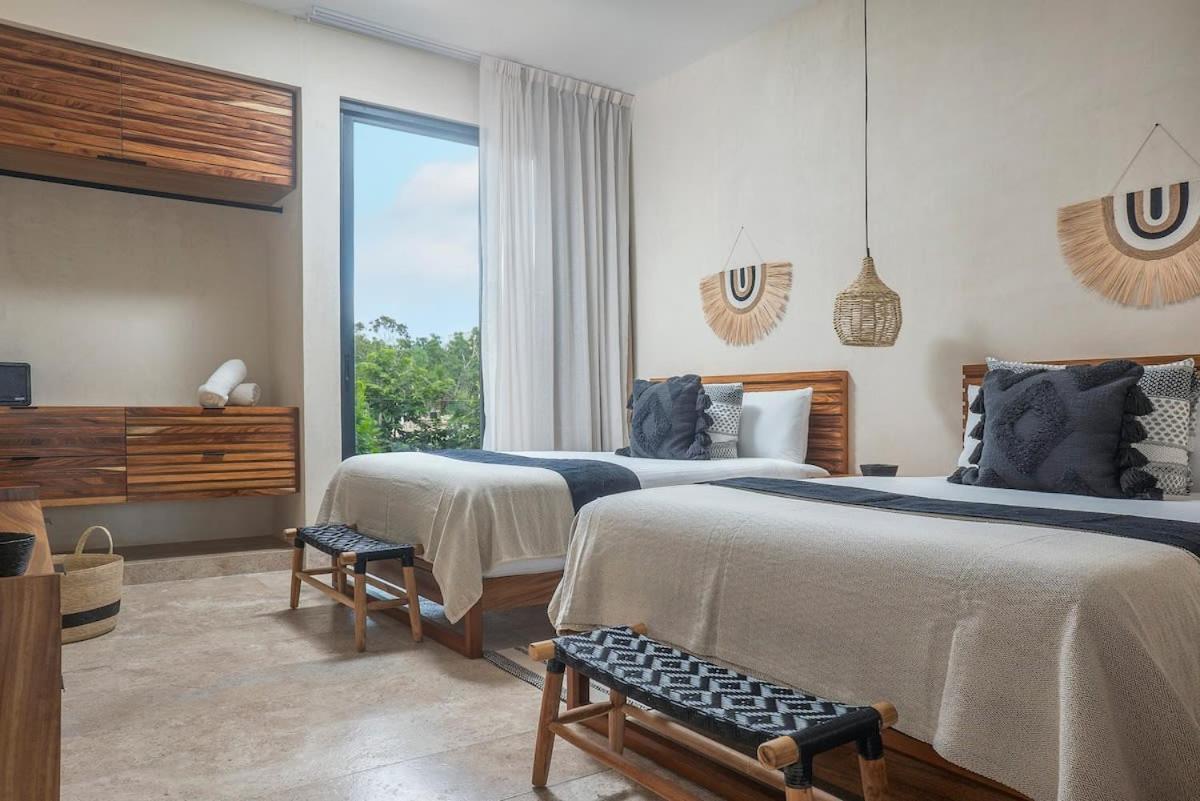 5br Trendy With Concierge In Aldea Zama Villa