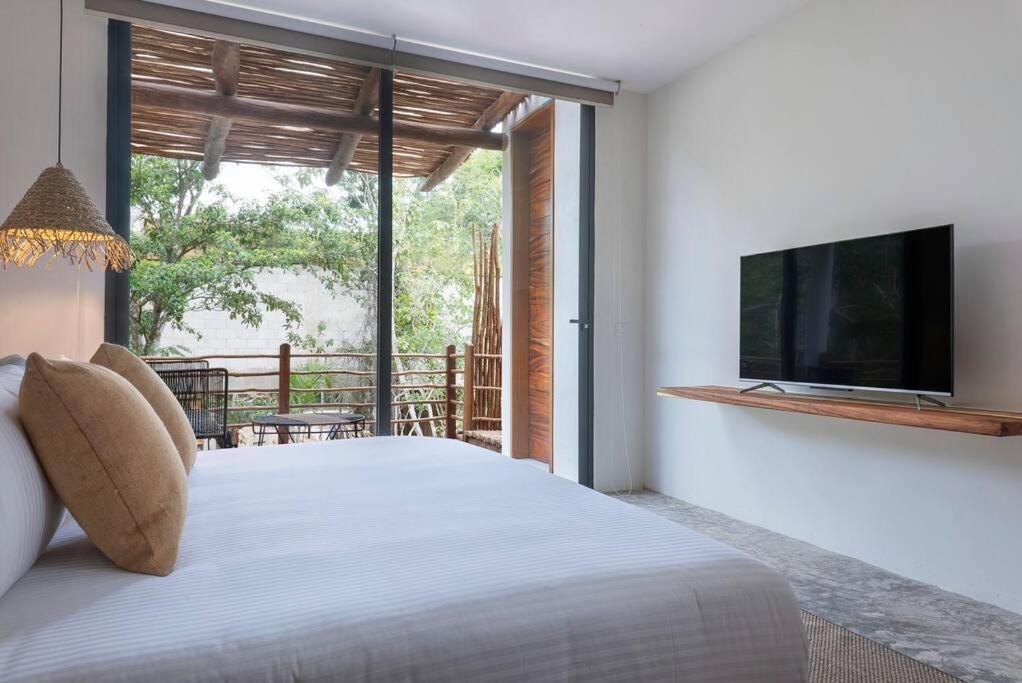 Twin 8br, Concierge, Gated ,jacuzzi, Paddle Court Tulum