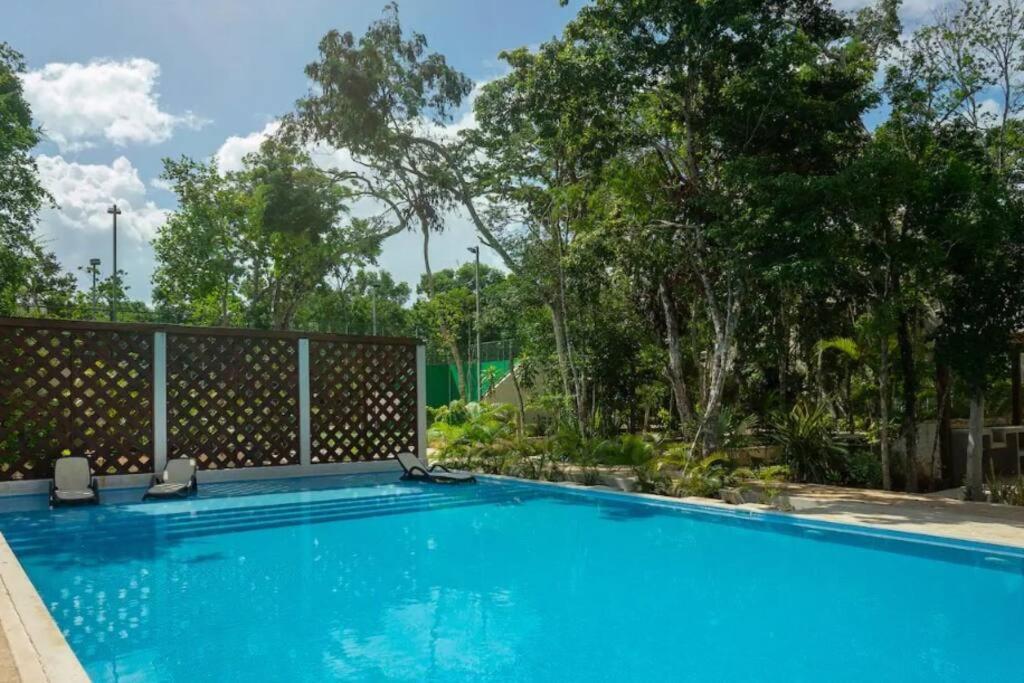 Twin 8br, Concierge, Gated ,jacuzzi, Paddle Court