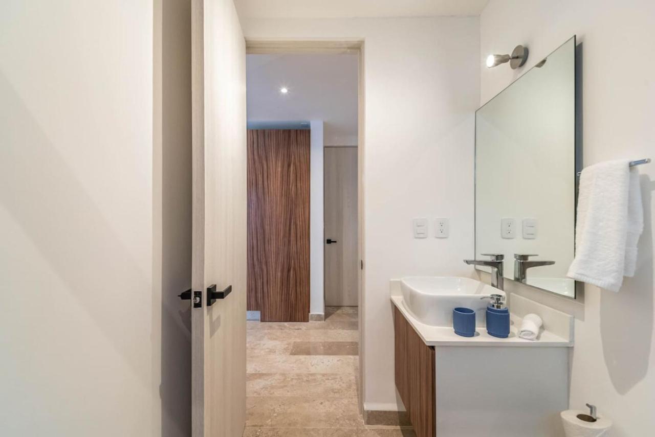 King With Balcony Gym Rooftop Pool T5 102 Tulum