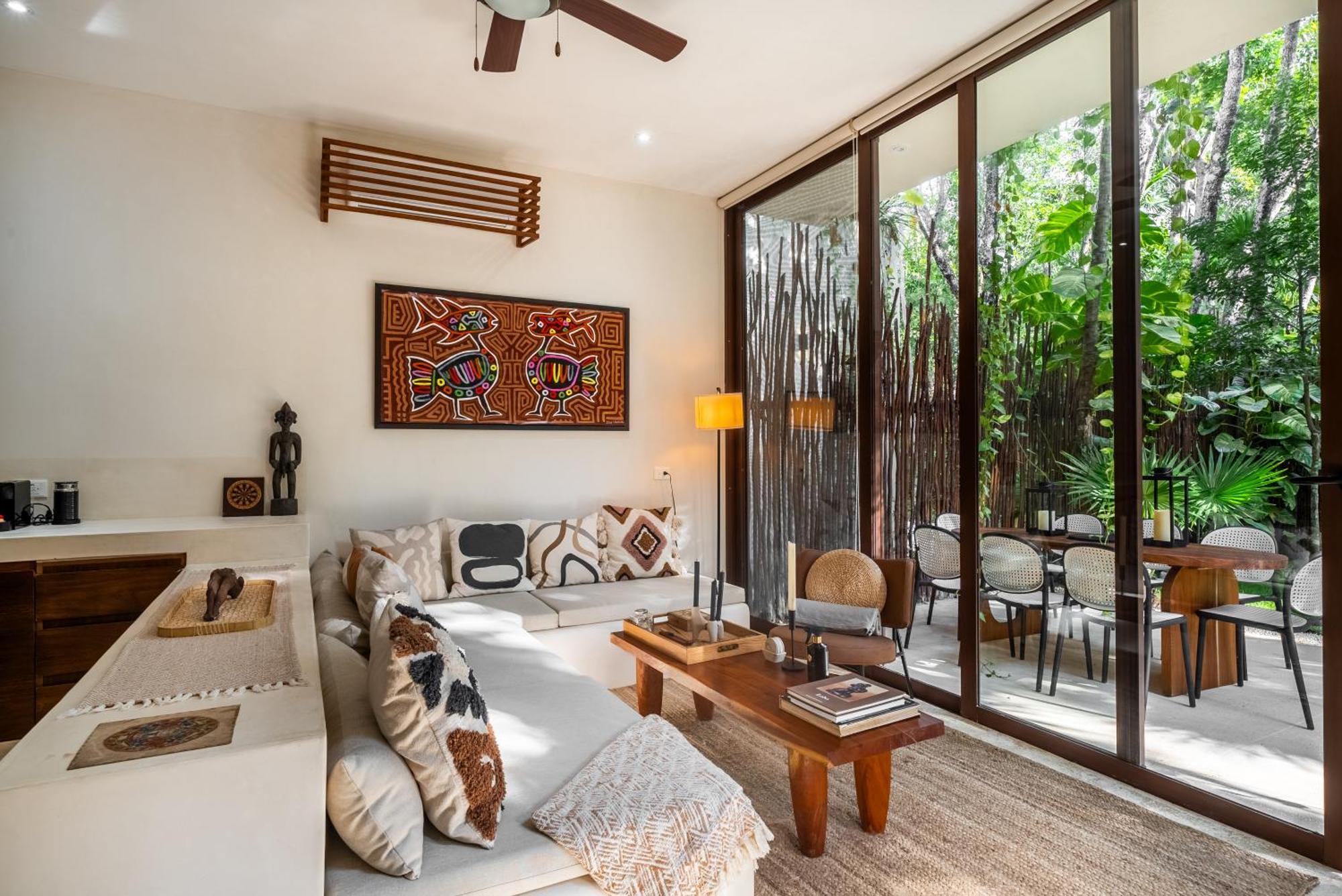 Villa Casa Pepitart House