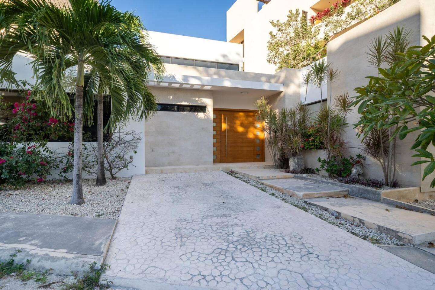 Villa Gorgeous With Amazing Pool *
