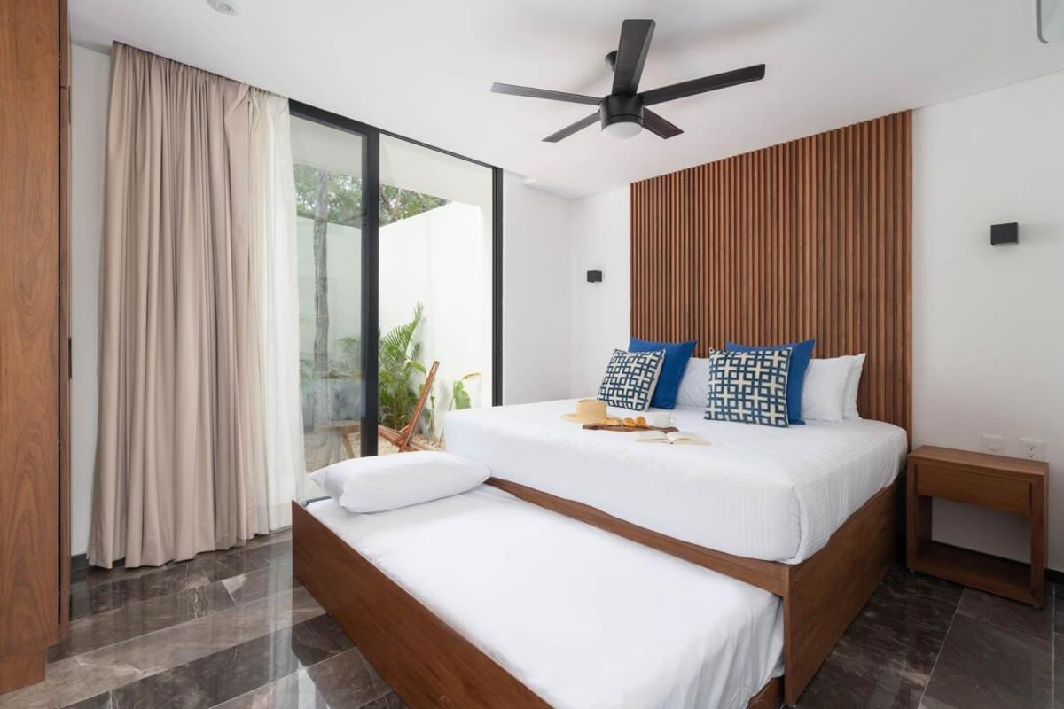 Luxury 4br With 3 Pools & Paddle Court, Karanda Tulum
