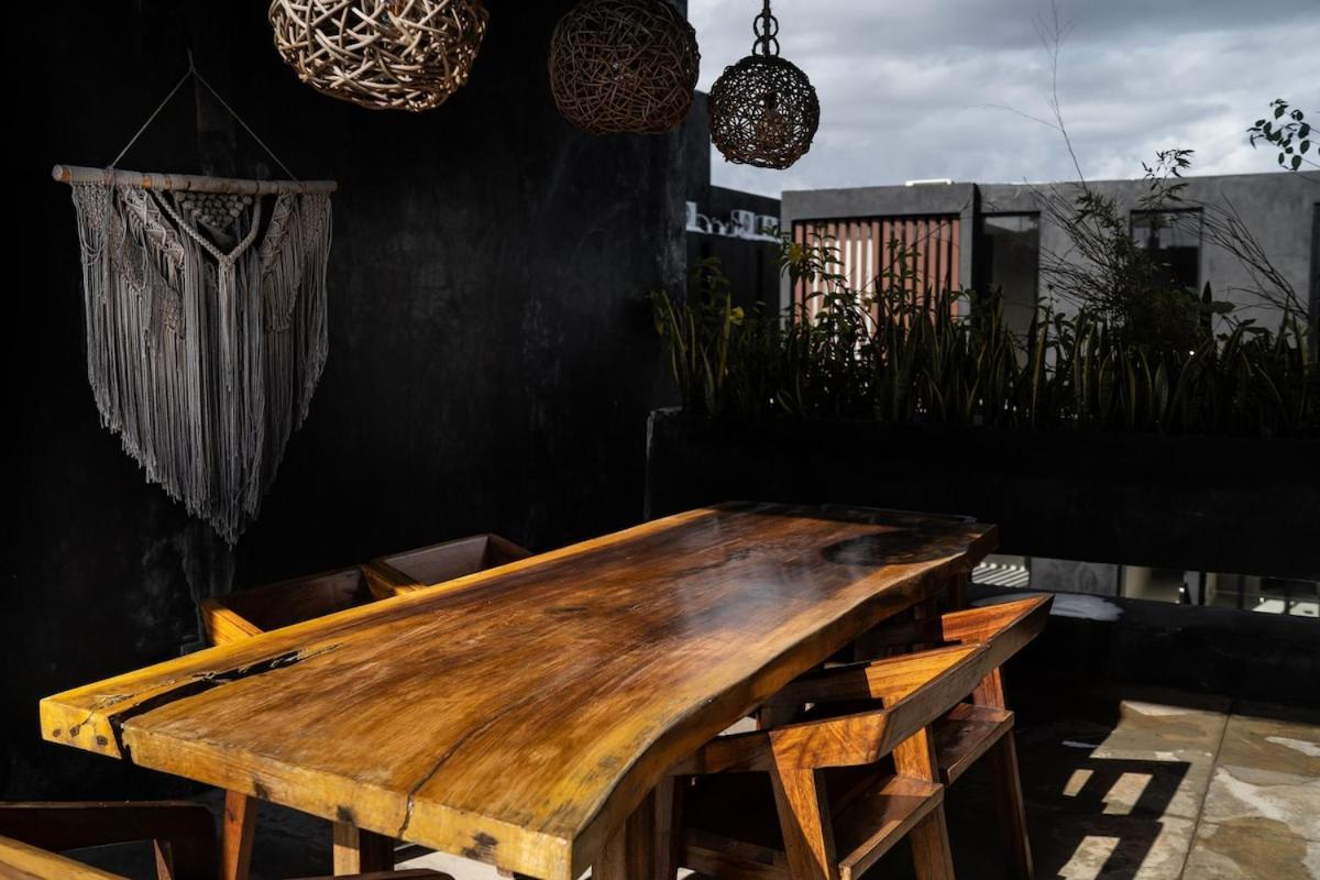 Spacious Luxury Villa, 3 Private Pools + Rooftop Villa Tulum