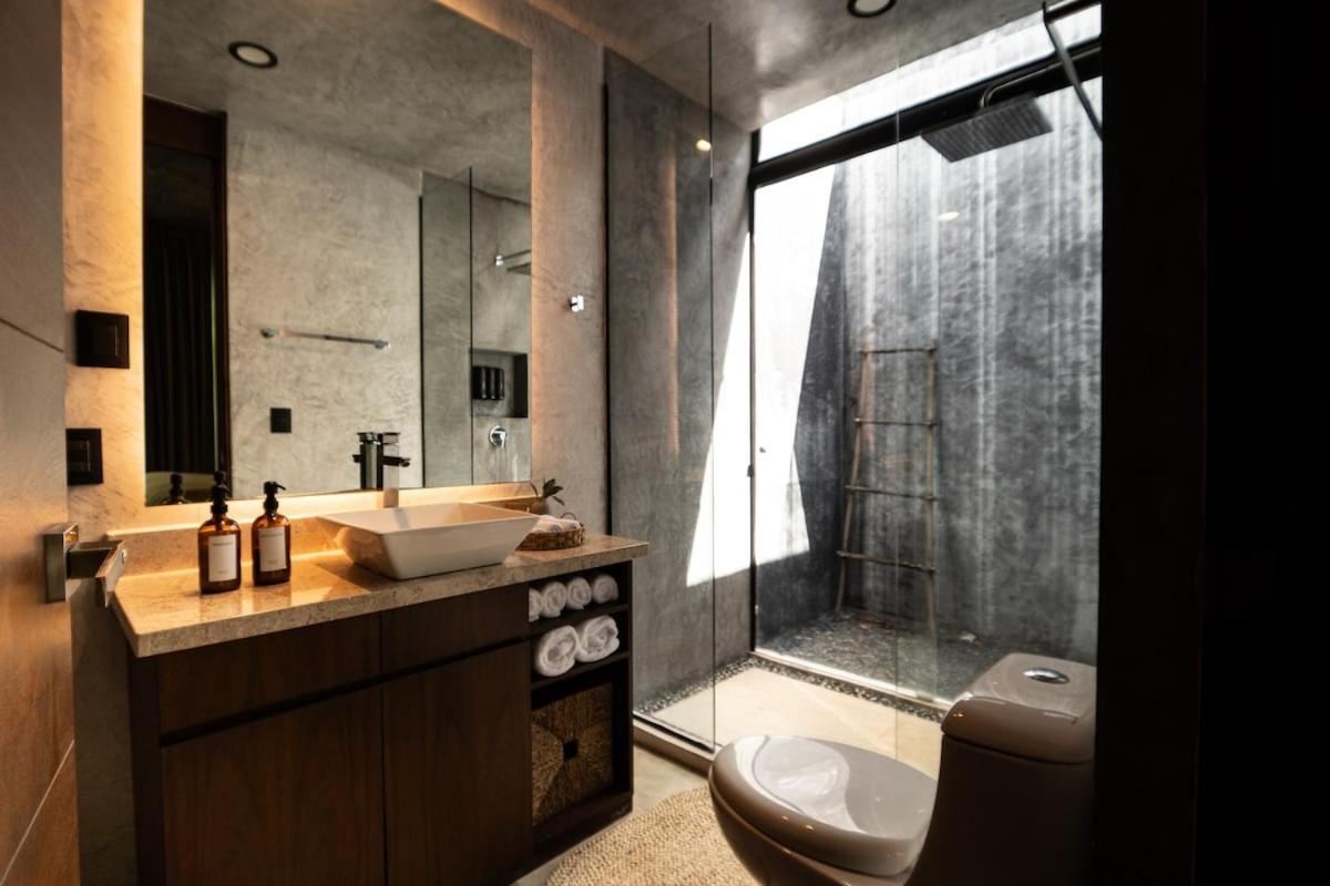 Villa Spacious Luxury Villa, 3 Private Pools + Rooftop *