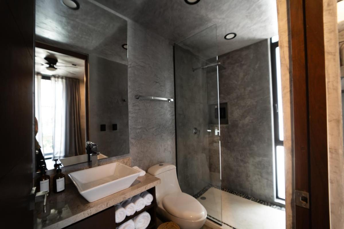 Spacious Luxury Villa, 3 Private Pools + Rooftop