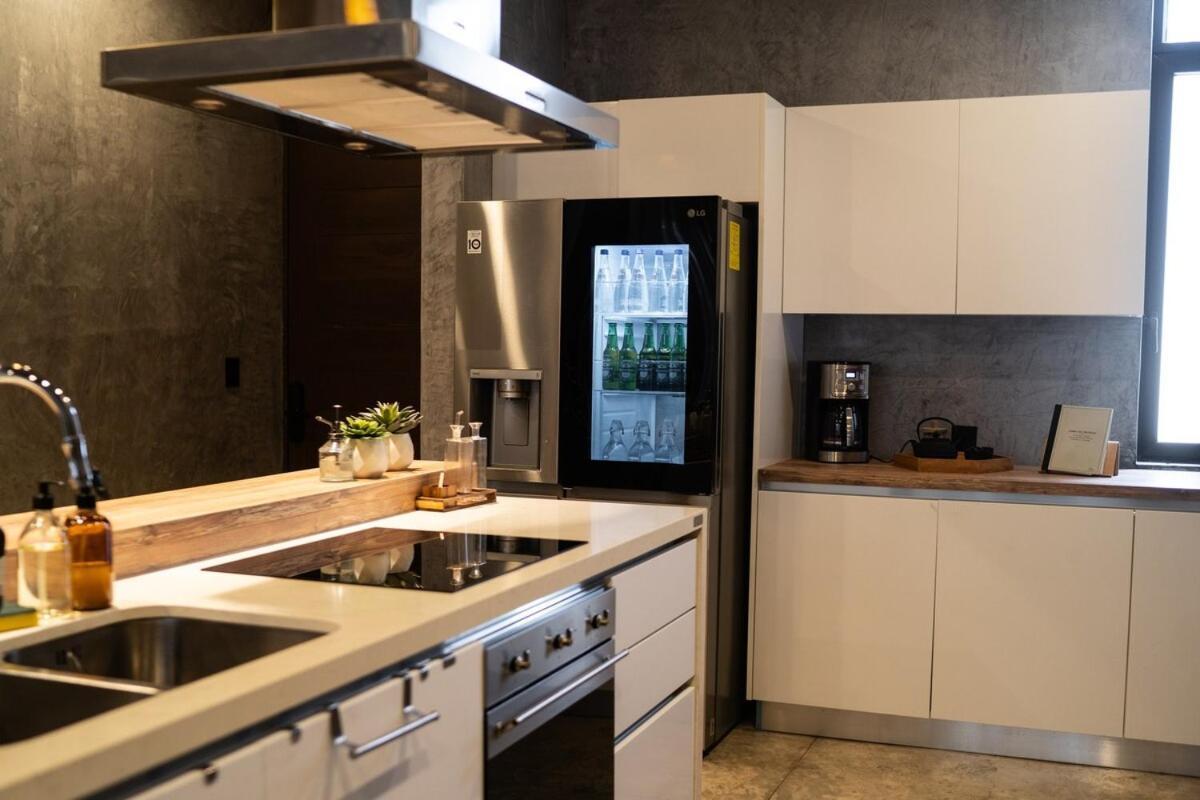 Spacious Luxury Villa, 3 Private Pools + Rooftop Villa Tulum