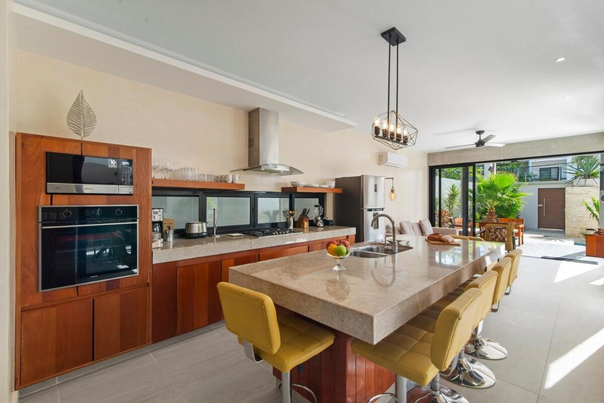 Private Karol For10-bbq-5 Beds-pool-parking Villa *