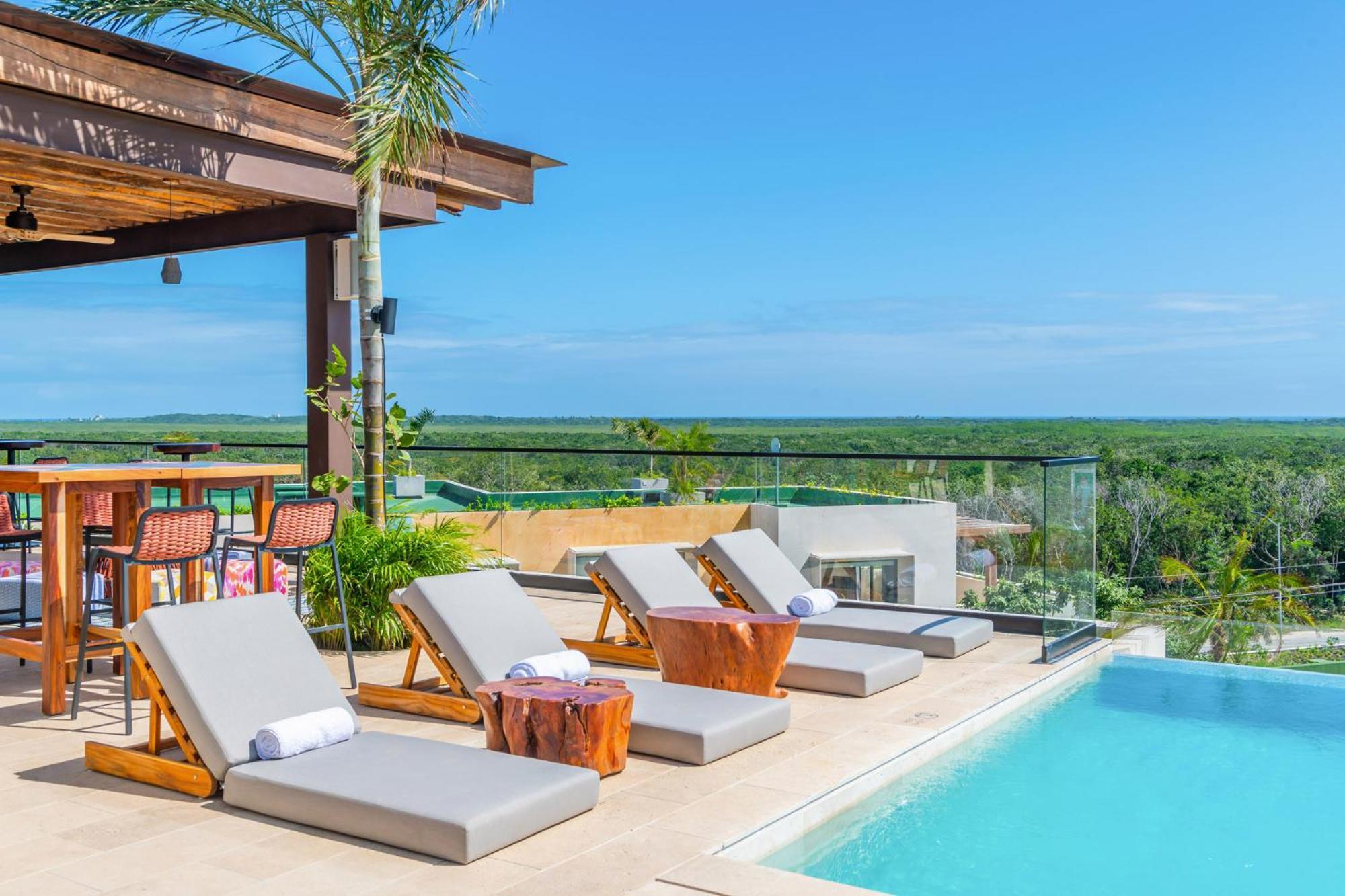 Aloft Tulum