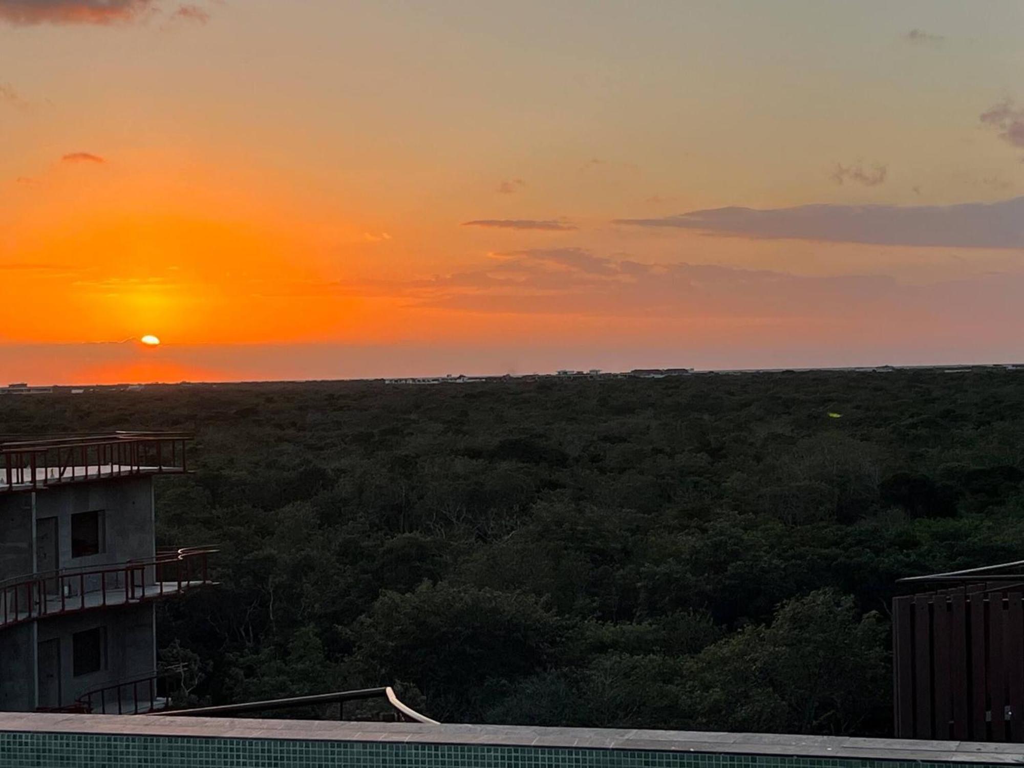 Apartment Unique Rooftop Sea View Walking To The