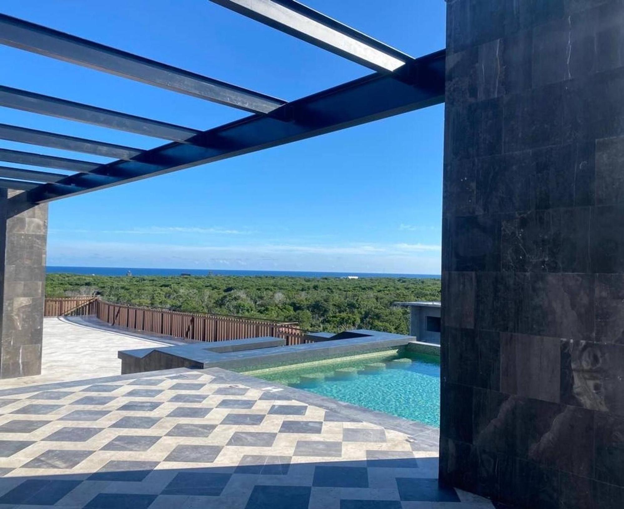 Unique Rooftop Sea View Walking To The Tulum